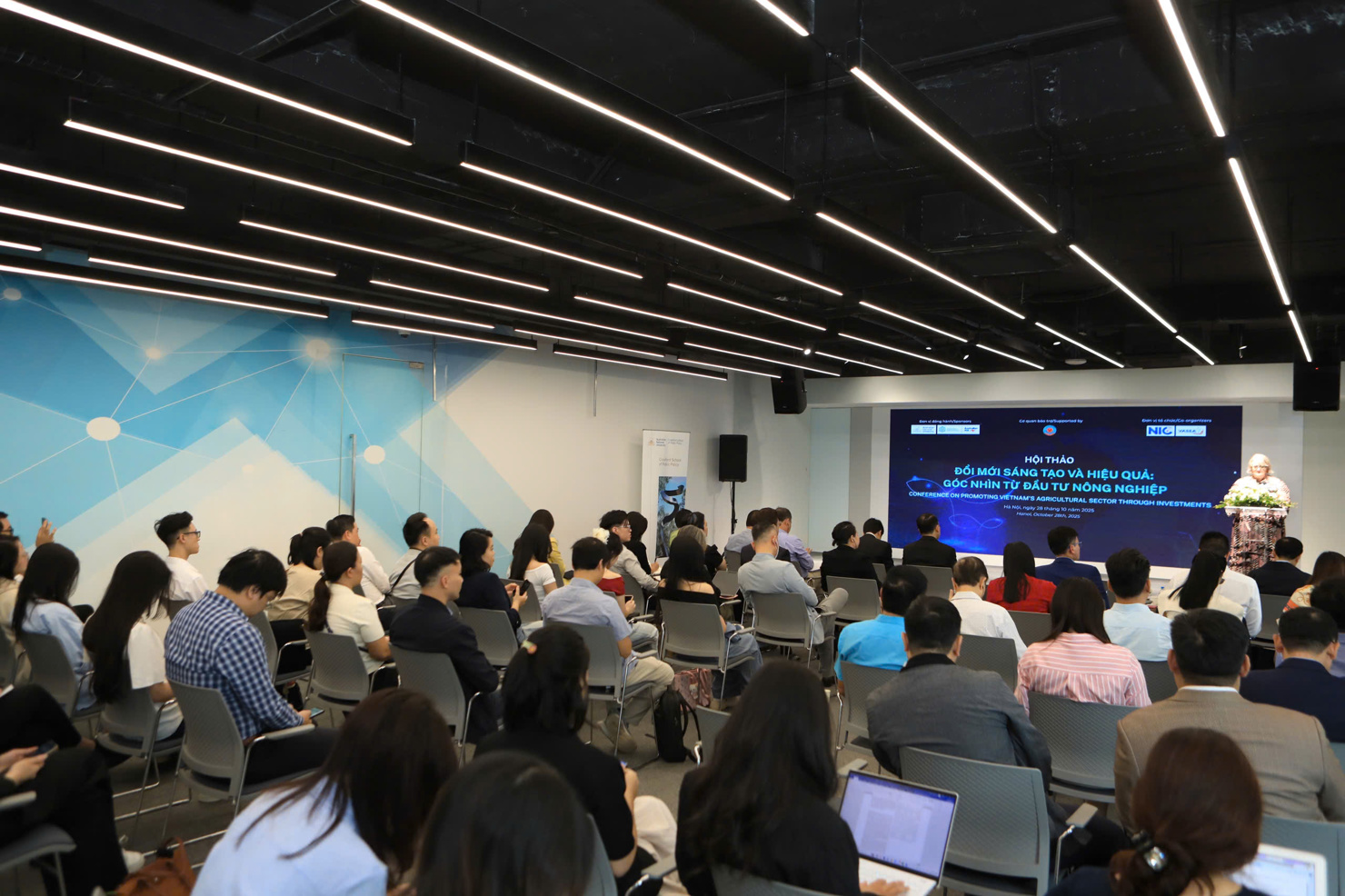 Toàn cảnh Hội thảo.