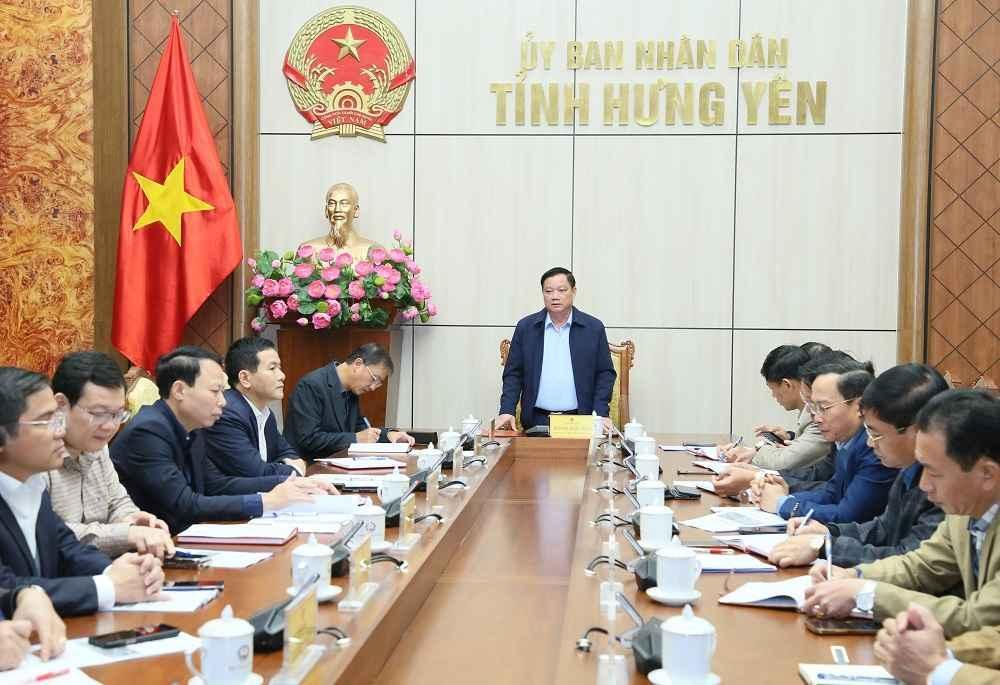 Chủ tịch UBND tỉnh phát biểu chỉ đạo tại cuộc họp. Ảnh: Cổng TTĐT tỉnh Hưng Yên