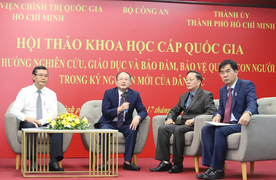 Hội thảo khoa học cấp quốc gia