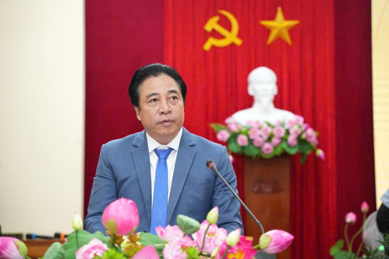 Chủ tịch UBND thành phố Nguyễn Khắc Toàn phát biểu nhận nhiệm vụ. Ảnh: Hue.gov.vn