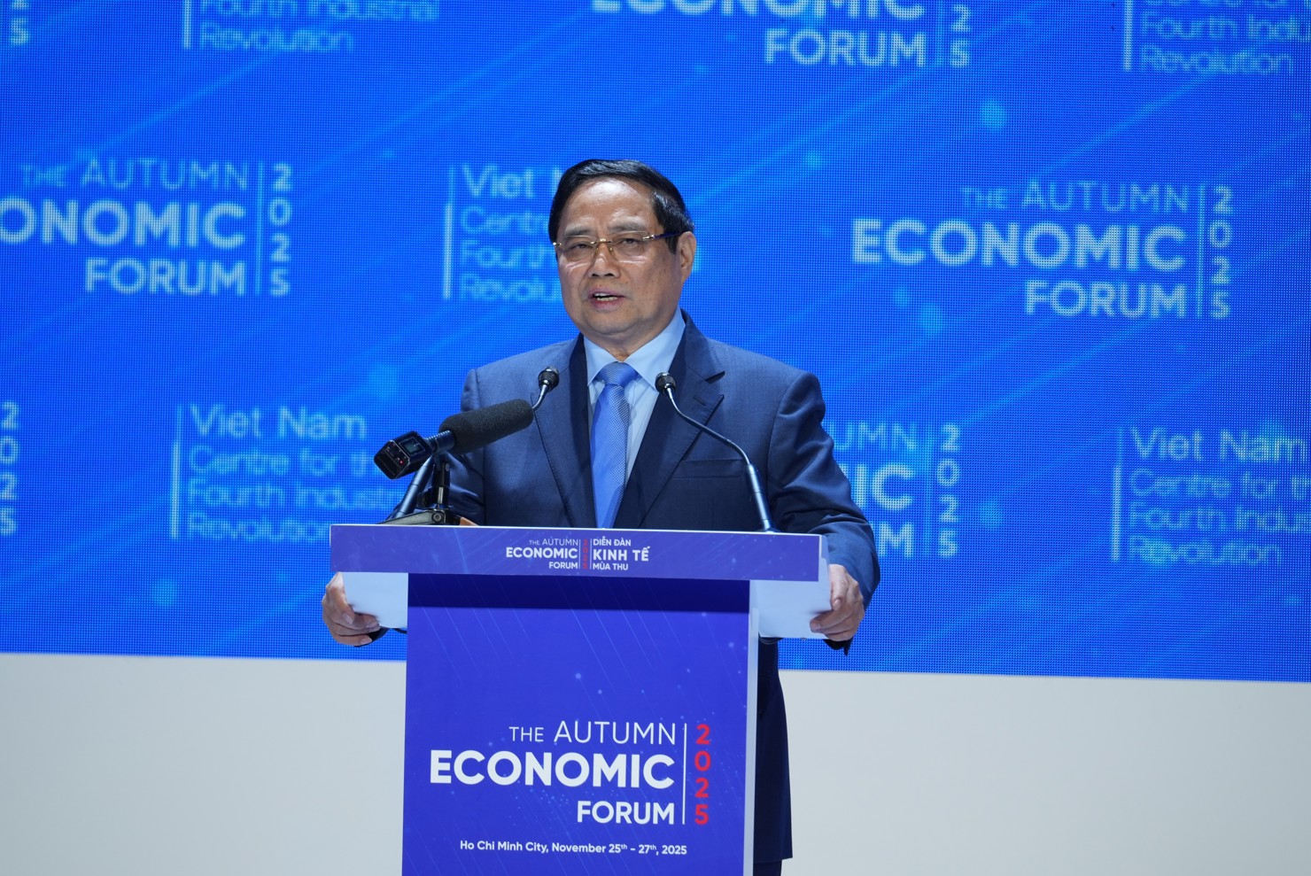 Thủ tướng Phạm Minh Chính phát biểu tại phiên khai mạc Diễn đàn Kinh tế mùa thu 2025