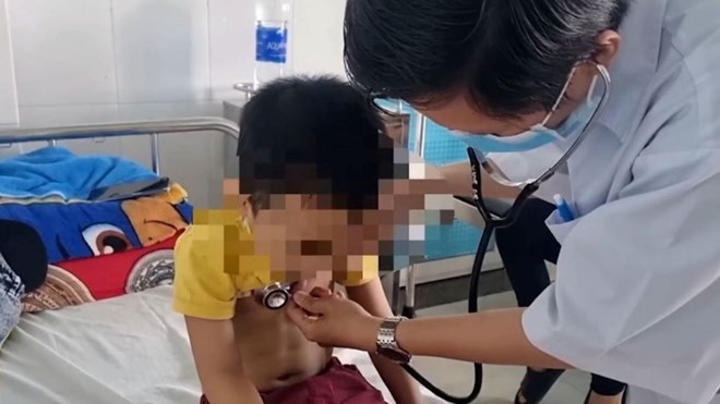 Bệnh truyền nhiễm tăng mạnh ở Vĩnh Long