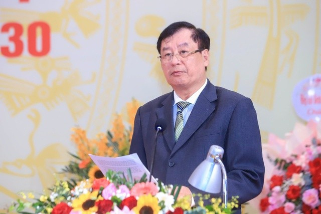 TS. Trần Công Phàn – Phó Bí thư Đảng ủy, Phó Chủ tịch Thường trực Hội Luật gia Việt Nam. TS. Trần Công Phàn – Phó Bí thư Đảng ủy, Phó Chủ tịch Thường trực Hội Luật gia Việt Nam.