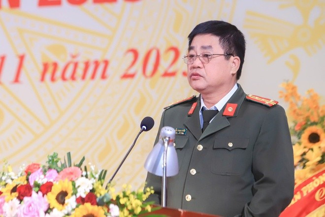 Các đại biểu tham luận tại đại hội. Các đại biểu tham luận tại đại hội.