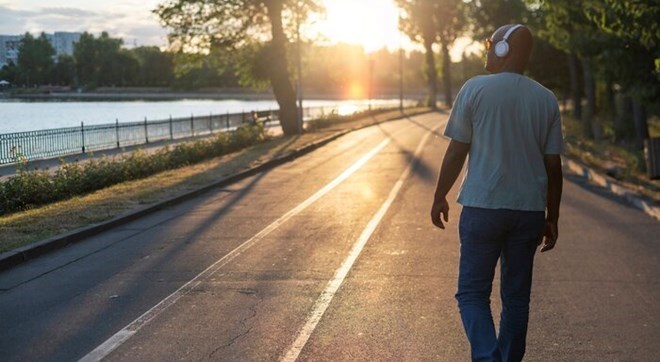 Bí quyết sống khỏe và kéo dài tuổi thọ nhờ tận dụng ánh nắng mặt trời