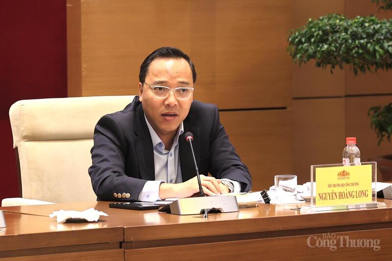 Thứ trưởng Bộ Công Thương Nguyễn Hoàng Long. Ảnh: Quỳnh Trang