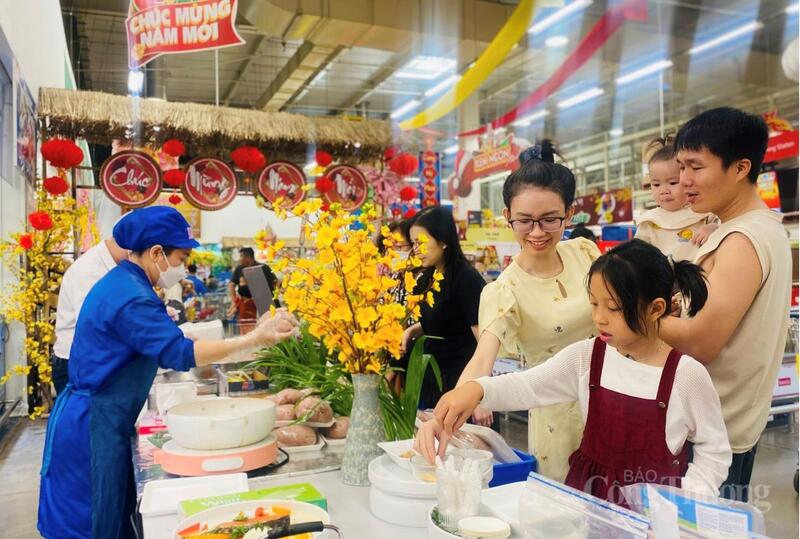 Thị trường thương mại và dịch vụ Đồng Nai trong tháng 2/2026 ghi nhận mức tăng trưởng tích cực nhờ sức mua tăng mạnh trong dịp Tết.