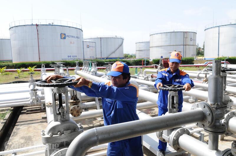 Nhiều giải pháp được Bộ Công Thương triển khai, bảo đảm nguồn cung và ổn định thị trường xăng dầu. Ảnh: Cấn Dũng