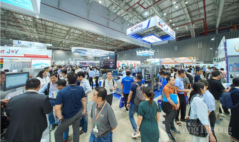 Sự kiện hàng năm thu hút được sự quan tâm đông đảo của giới chuyên gia, cộng đồng doanh nghiệp.