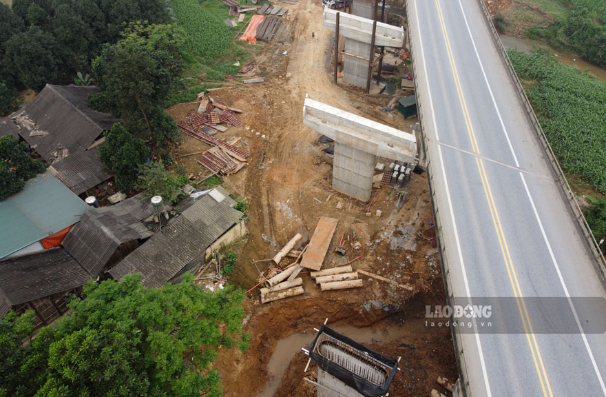 Các hạng mục cầu, hầm chui được đẩy nhanh tiến độ thi công. Ảnh: An Trịnh