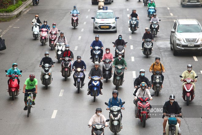 Không khí lạnh gây mưa dông, nhiệt độ miền Bắc giảm đến 6 độ C