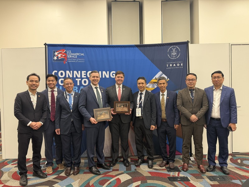 Hai nước đẩy mạnh hợp tác năng lượng, thương mại toàn diện, mở rộng cơ hội cho doanh nghiệp Hoa Kỳ tham gia thị trường LNG và dầu khí Việt Nam.