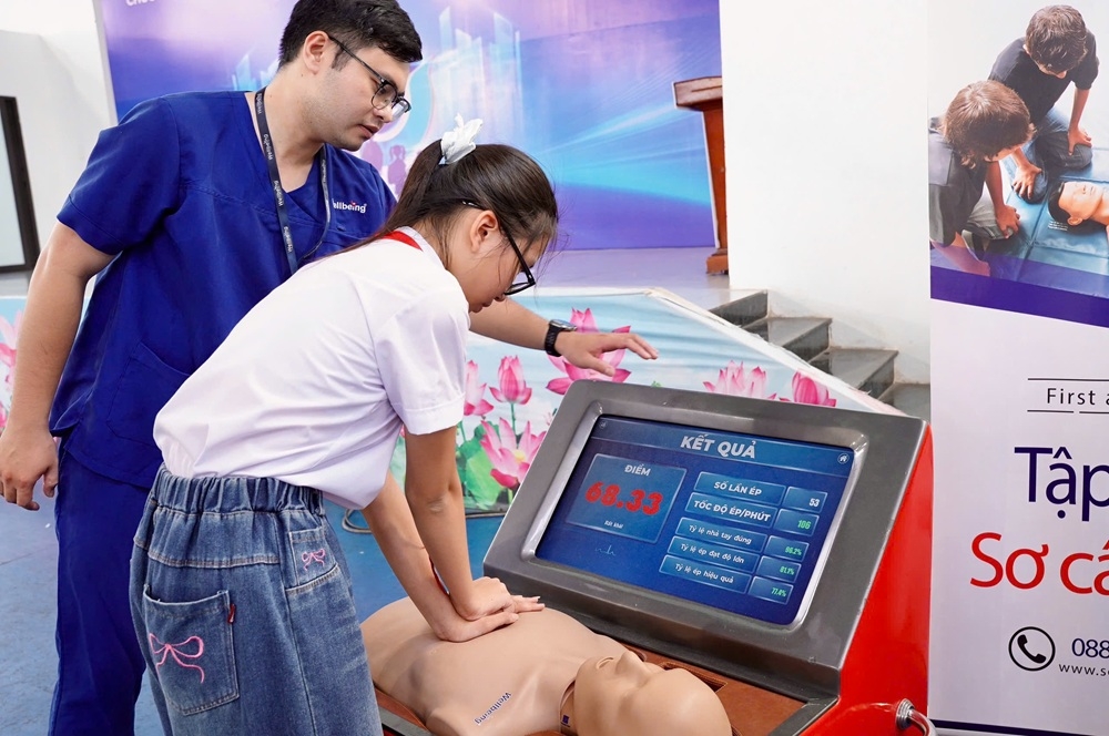 30 năm Bảo Việt Nhân thọ đồng hành cùng người dân và vun đắp tương lai thế hệ trẻ Việt Nam 30 năm Bảo Việt Nhân thọ đồng hành cùng người dân và vun đắp tương lai thế hệ trẻ Việt Nam
