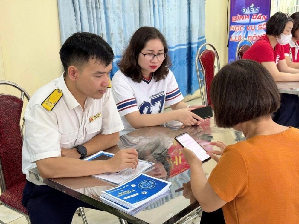 Thuế tỉnh Lạng Sơn bứt phá nhờ đẩy mạnh chuyển đổi số Thuế tỉnh Lạng Sơn bứt phá nhờ đẩy mạnh chuyển đổi số