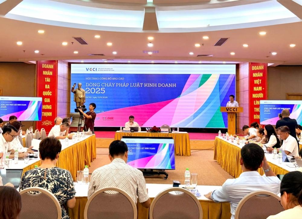 Từ 2.000 điểm nghẽn đến dòng chảy cải cách thể chế