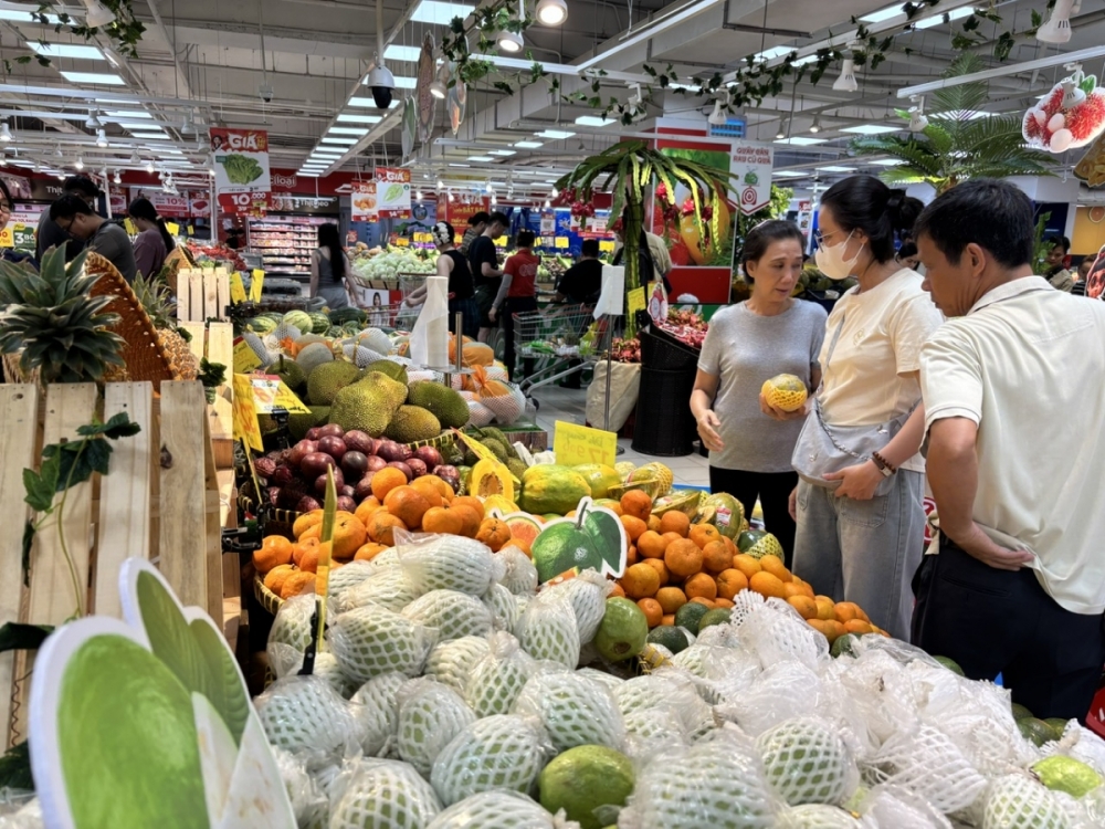 Kinh tế khởi sắc, thu ngân sách TP. Hồ Chí Minh đạt gần 50% dự toán năm Kinh tế khởi sắc, thu ngân sách TP. Hồ Chí Minh đạt gần 50% dự toán năm