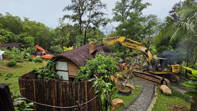 Phú Quốc tổ chức cưỡng chế công trình vi phạm quy mô lớn The Peak trên núi Điện Tiên