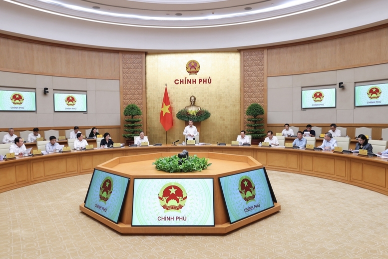 Thủ tướng Chính phủ yêu cầu xây dựng kịch bản điều hành chi tiết, tạo “tấm đệm giảm sốc” cho nền kinh tế