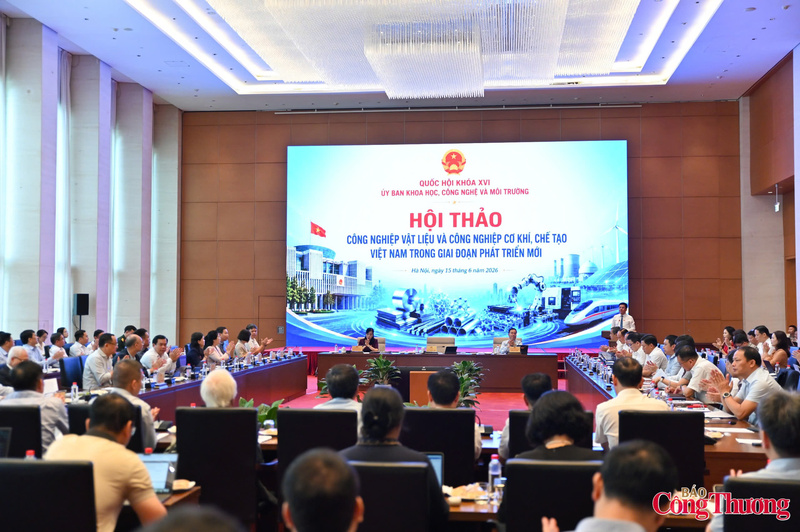 Phó Chủ tịch Quốc hội Nguyễn Hồng Diên đã chủ trì Hội thảo “Công nghiệp vật liệu và Công nghiệp cơ khí, chế tạo Việt Nam trong giai đoạn phát triển mới”.