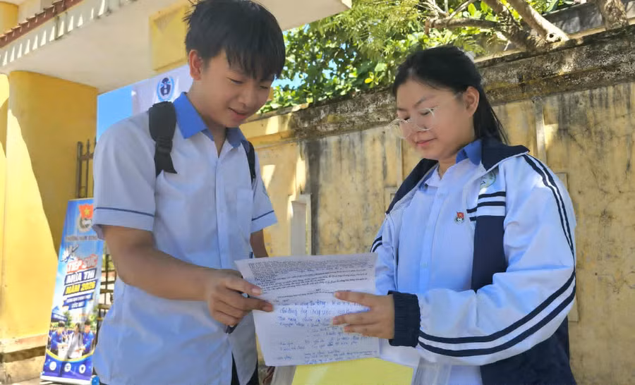 Thí sinh Quảng Trị dự thi vào lớp 10.