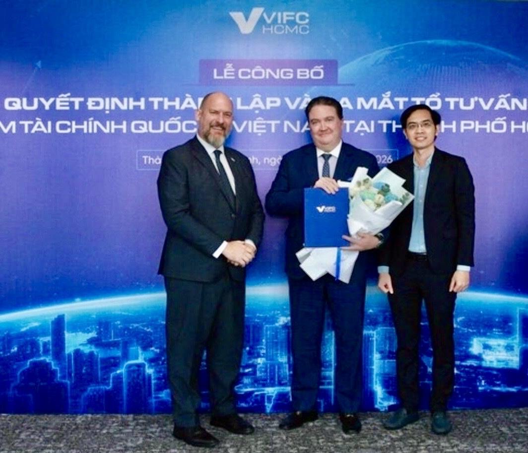 20 tỷ USD vốn cam kết Cam kết hơn 20 tỷ USD cần được chuyển hóa thành dòng vốn thực