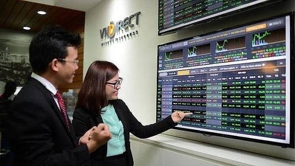 Lợi nhuận VNDIRECT tăng 85%, cơ cấu nguồn thu đổi chiều Lợi nhuận VNDIRECT tăng 85%, cơ cấu nguồn thu đổi chiều
