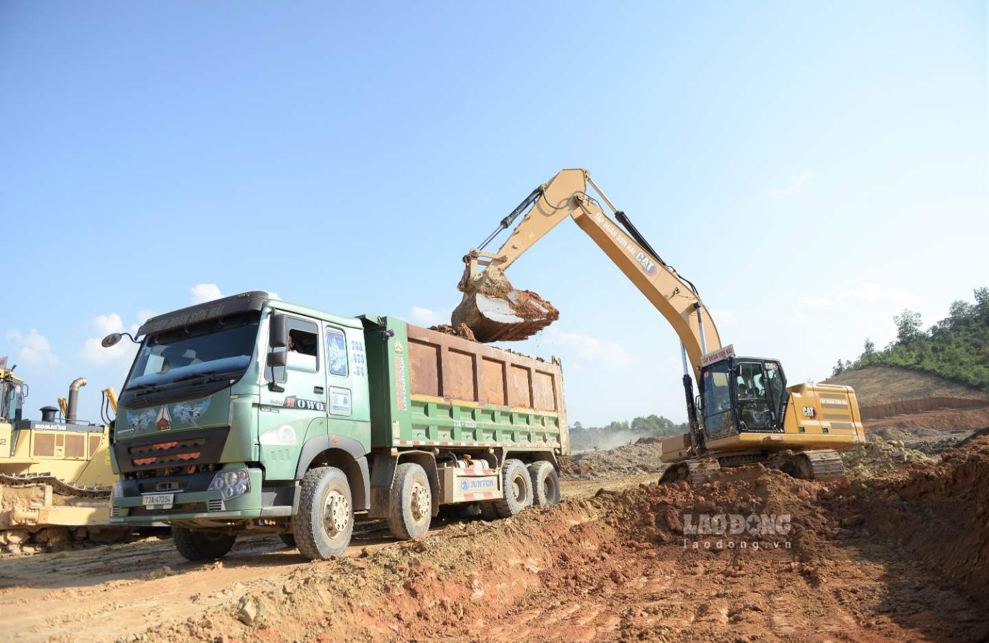 Theo chỉ đạo, giải phóng mặt bằng các dự án cao tốc đến đâu phải thi công đến đó. Ảnh: Phúc Khánh