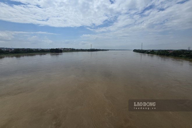 Mực nước các sông thuộc lưu vực sông Hồng ngày 12.8