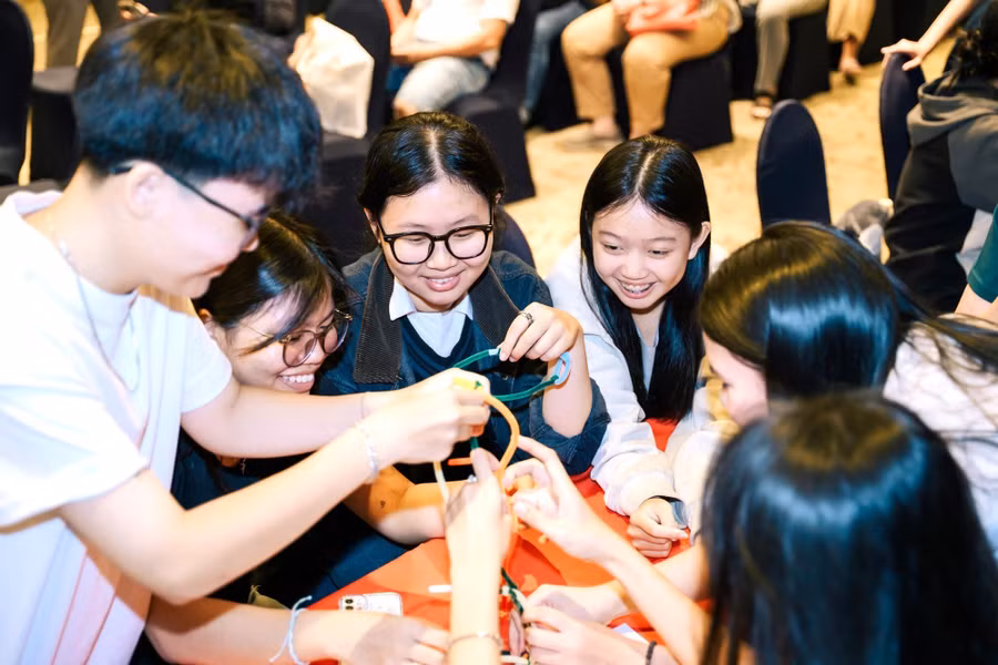 Học sinh, sinh viên tham gia Ngày hội Du học Christchurch. Ảnh minh họa/internet. 2.jpg