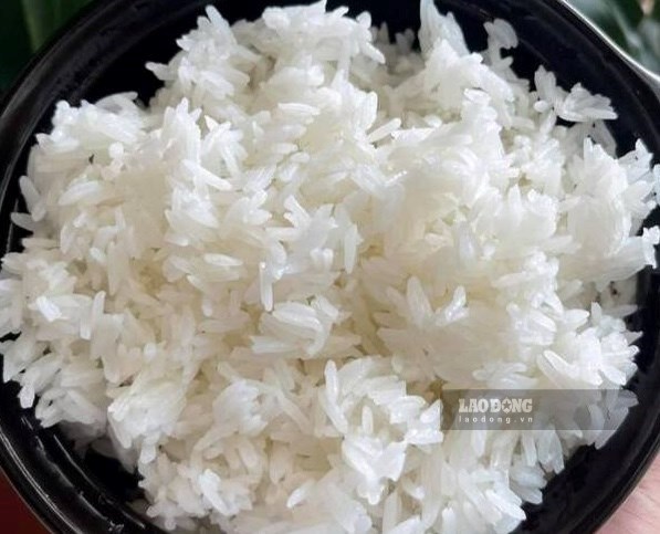 Cách giảm cơm trắng hỗ trợ người cao tuổi ổn định đường huyết