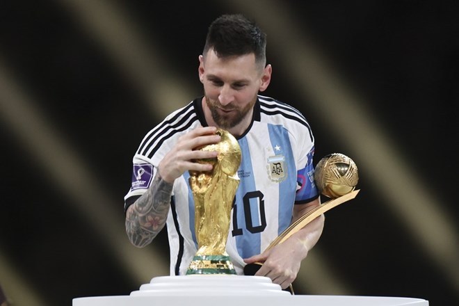 Top 30 Quả bóng vàng 2026: Messi có tên, Ronaldo vắng mặt