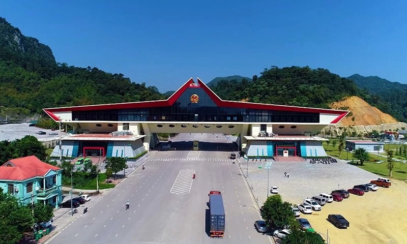 Điều chỉnh quy hoạch Khu kinh tế cửa khẩu Đồng Đăng - Lạng Sơn thành trung tâm logistics quốc tế Điều chỉnh quy hoạch Khu kinh tế cửa khẩu Đồng Đăng - Lạng Sơn thành trung tâm logistics quốc tế