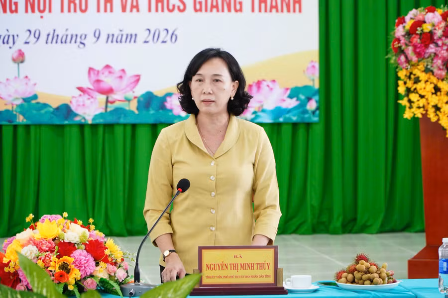 0-ag-thu-truong-1.jpg