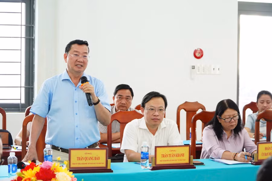 0-ag-thu-truong-5.jpg