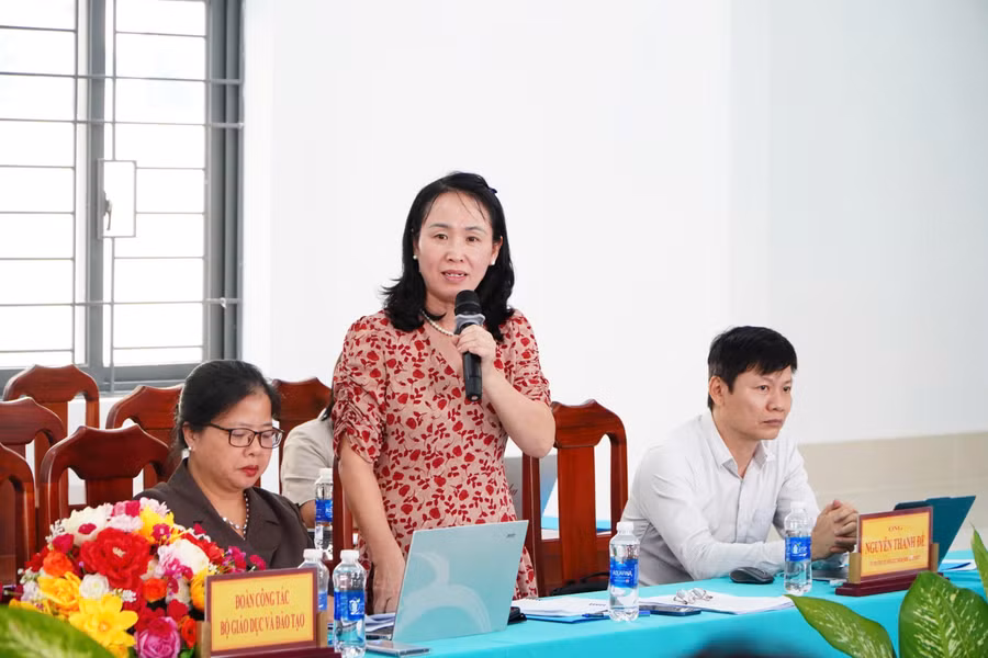 0-ag-thu-truong-3.jpg