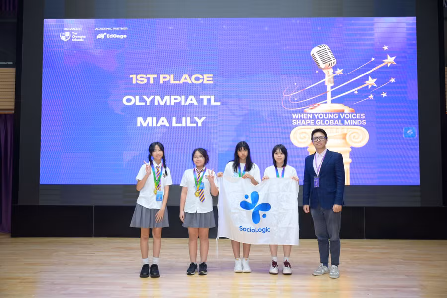 tranh-bien-public-forum-giai-nhat-bang-junior-thcs.jpg